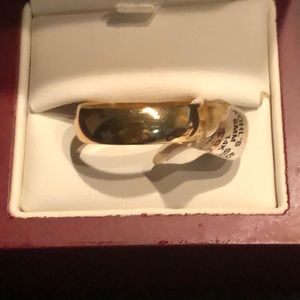 NWT 14K gold ring